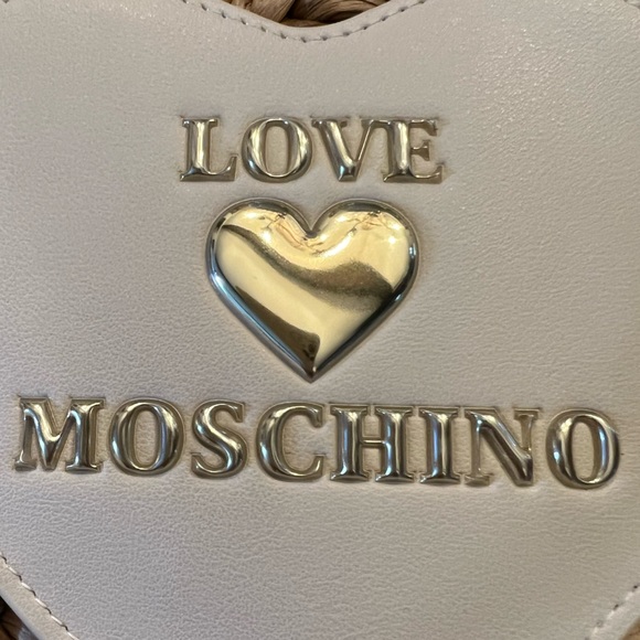 NWT LOVE MOSCHINO BEIGE ❤️ COIN PURSE💋💋 - Picture 5 of 8